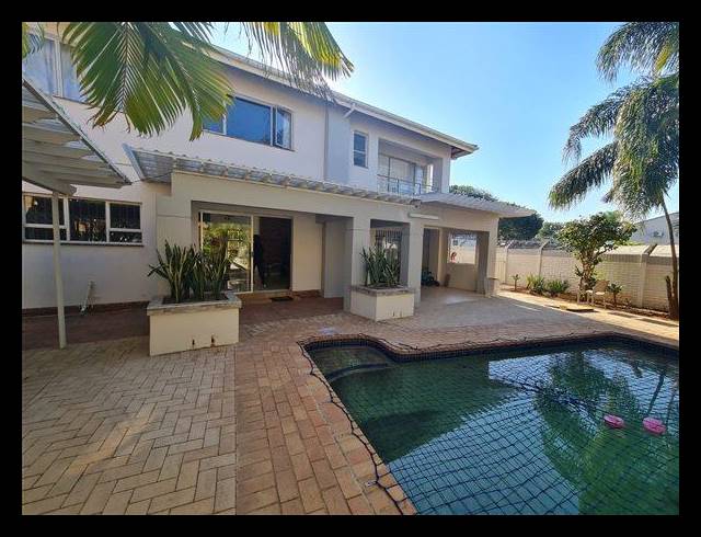 4 BEDROOM HOUSE FOR SALE IN SUNNINGDALE